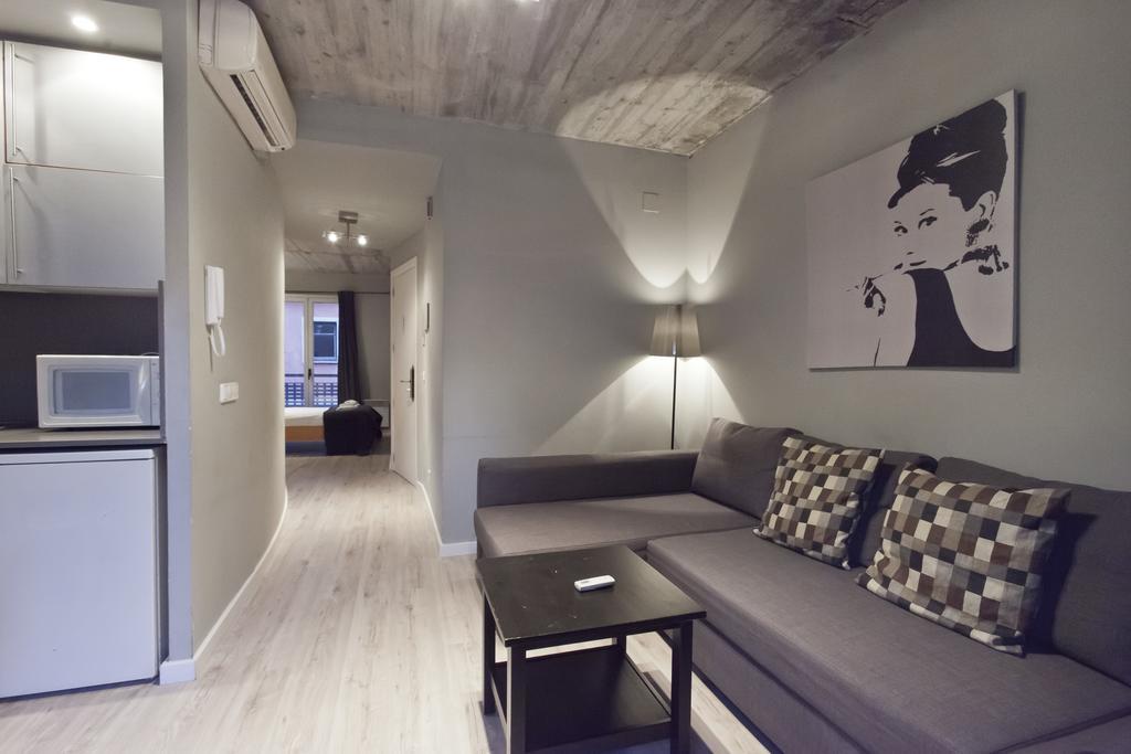 Borne Lofts Apartment Barcelona Exterior photo