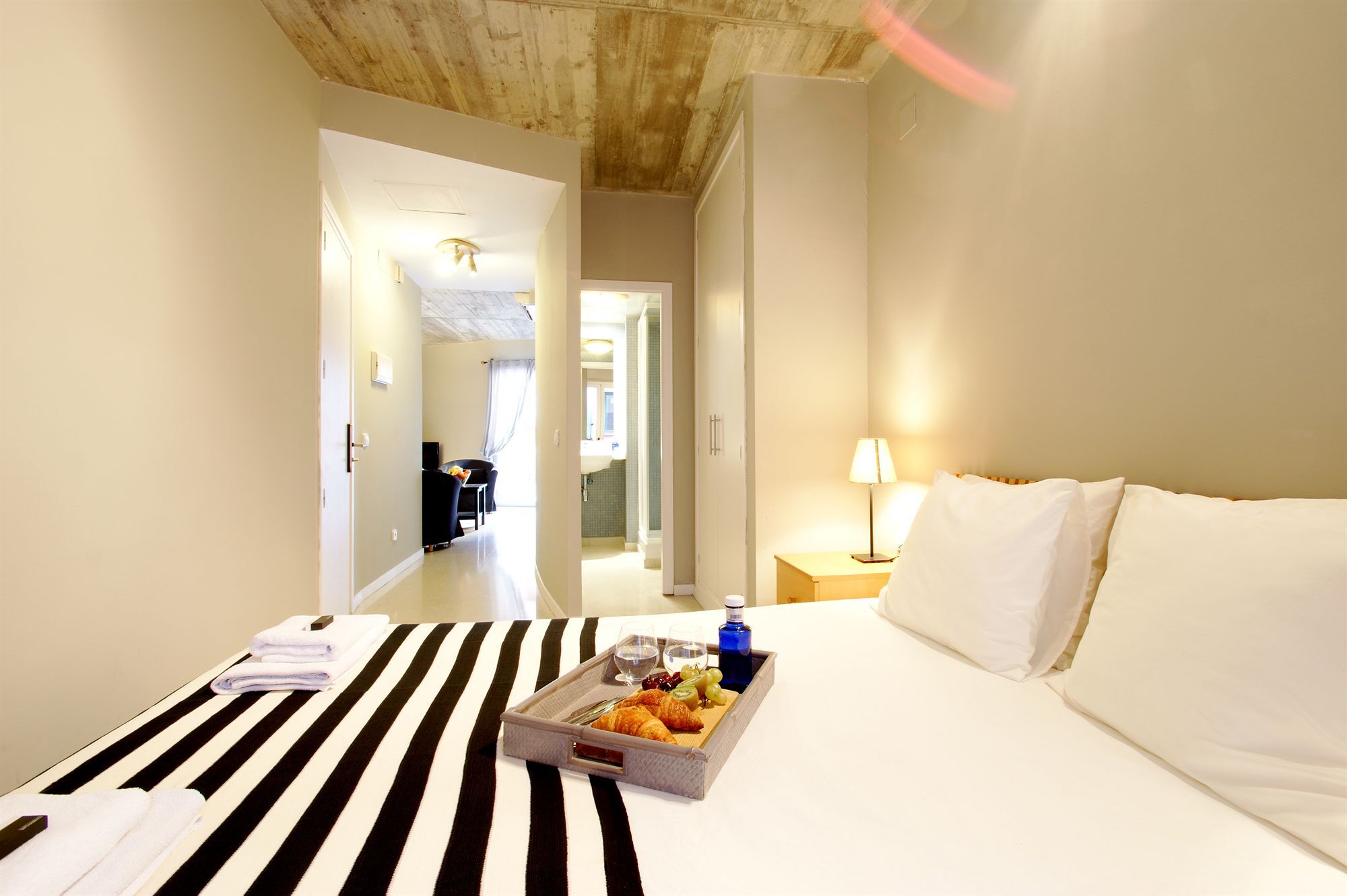 Borne Lofts Apartment Barcelona Exterior photo